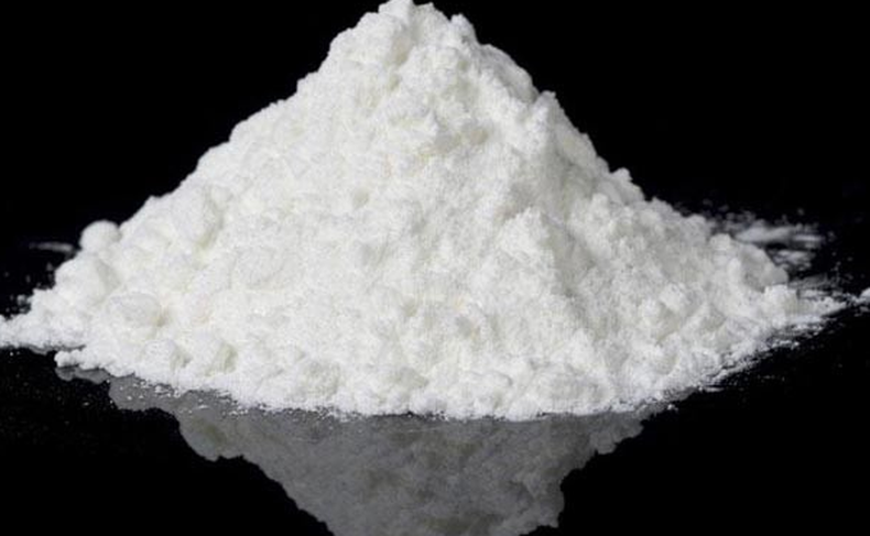 La policía federal brasileña incautó hoy 3.7 toneladas de cocaína destinada a Cuba, Europa y África en el puerto de Santos (estado de Sao Paulo), y detuvo a 23 personas.