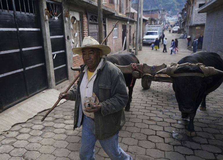 Pueblo indígena en México sobrevive con remesas desde EEUU