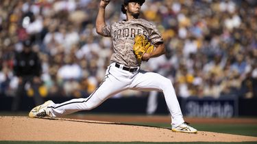 Padres doblegan a Bravos pese a ofensiva de sólo 3 hits