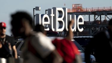 Un fuego en una laptop obliga a evacuar un avión en el JFK