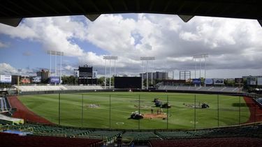 avanzan negociaciones para traer juegos de mlb a puerto rico