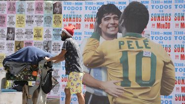 Familiares de Pelé se reúnen en hospital de Sao Paulo