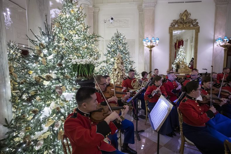 AMN-GEN_CASA_BLANCA-NAVIDAD-0.jpg