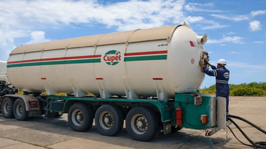 Pequeños envíos de combustible desde EEUU llegan a Cuba en plena crisis energética