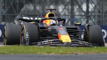 Max Verstappen de Red Bull durante el Gran Premio Británico de la Fórmula Uno en el circuito de Silverstone, el domingo 9 de julio de 2023. (AP Foto/Luca Bruno)