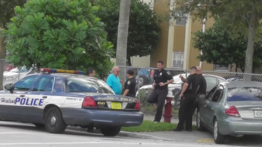 policia de hialeah busca a dos hombres muy peligrosos
