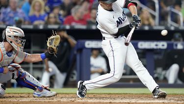 Jonrón de Fortes en el 9no da victoria a Marlins ante Mets