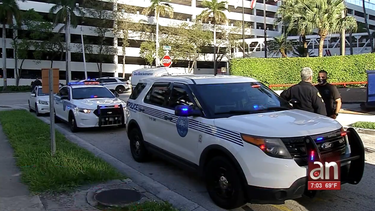 tiroteo deja a dos personas heridas a las afueras de un hotel en el downtown de miami