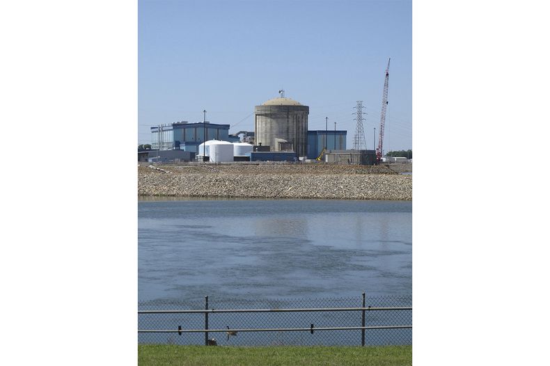 ARCHIVO - El reactor de la central nuclear de V.C. Summer, el 9 de abril de 2012, en Jenkinsville, Carolina del Sur. (AP Foto/Jeffrey Collins, Archivo)