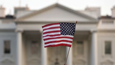 EEUU restringe visas para seis países más