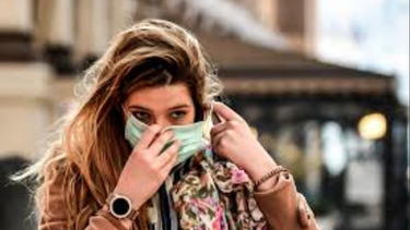 la oms concluyo que el coronavirus no se transmite por el aire y por eso no es necesario utilizar mascarillas en espacios publicos