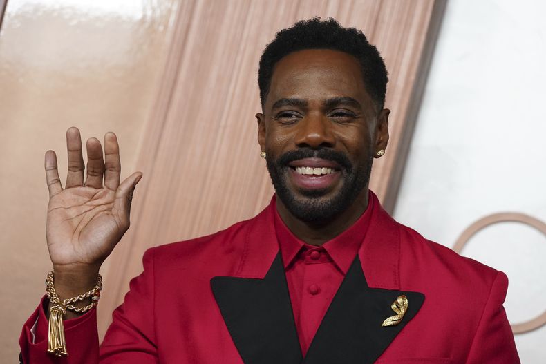 Colman Domingo llega a los Premios Oscar, el 2 de marzo de 2025, en el Teatro Dolby, en Los Angeles. (Foto, Jordan Strauss/Invision/AP)