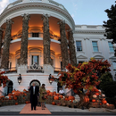 La Casa Blanca se viste de Halloween Donald y Melania Trump reciben a decenas de niños