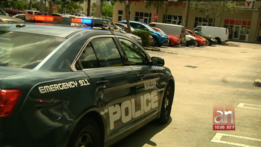 pelea en hialeah termina con una persona apunalada