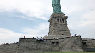Bienvenida de la Estatua de la Libertad es “para europeos”