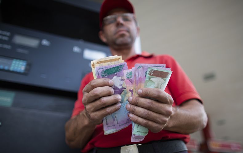 REP-GEN_VENEZUELA-GASOLINERAS-TRUEQUE-0.jpg