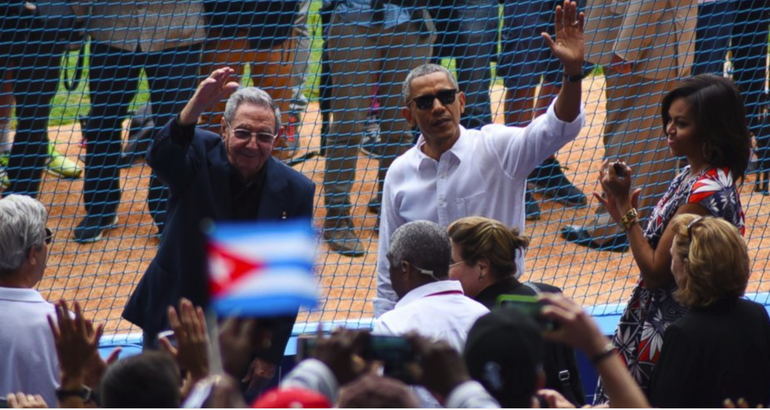 Obama incluye Patria y Vida entre sus canciones favoritas del 2021 y varios cubanos lo critican