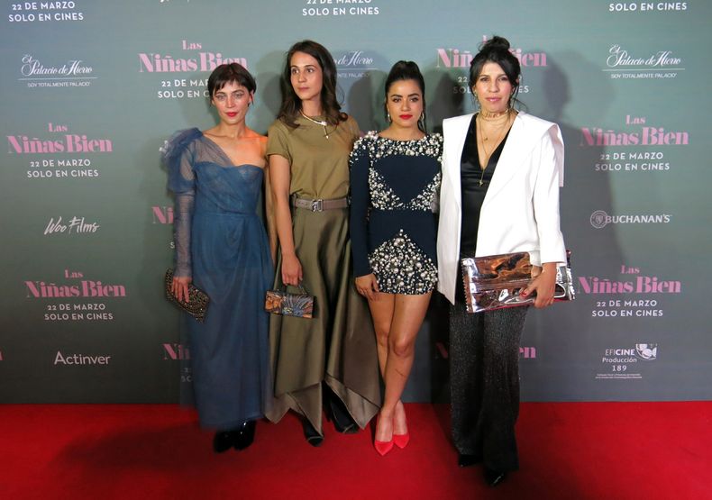 ESP-CIN_LAS_NIÑAS_BIEN-3.jpg