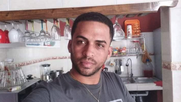 detienen al periodista hector luis valdes cocho cuando se dirigia a visitar a esteban rodriguez