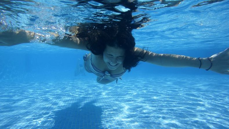 Investigadores dinamarqueses sintetizaron un material que puede almacenar y liberar oxígeno en altas concentraciones. Una cucharada es suficiente para absorber el aire de una habitación