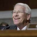 El senador republicano de Mississippi, Roger Wicker, preside la audiencia del Comité de Servicios Armados del Senado de Estados Unidos para la confirmación del teniente general (jubilado) de la Fuerza Aérea John D. Caine, como general y presidente del Estado Mayor Conjunto, en el Capitolio, el martes 11 de abril de 2025, en Washington. (AP Photo/Rod Lamkey, Jr.)
