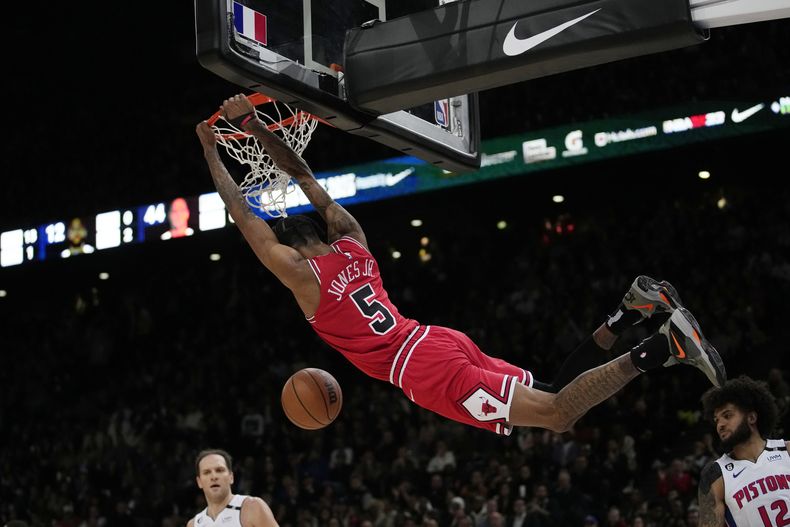 DEP-BAS BULLS-PISTONS
