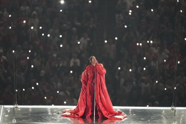 ESP-CEL RIHANNA