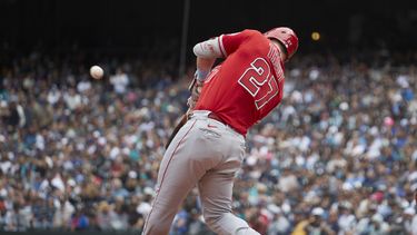 Angelinos superan a Marineros con otro jonrón de Trout