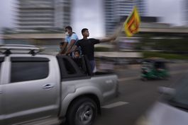 sri lanka despliega tropas en la capital tras violencia