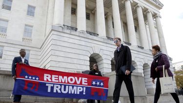 Transcripción de charla Trump-Zelenskiy revela discrepancias