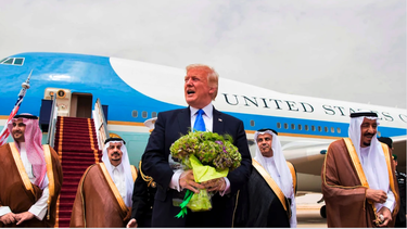 qatar cierra con trump la mayor compra de aviones en la historia de boeing