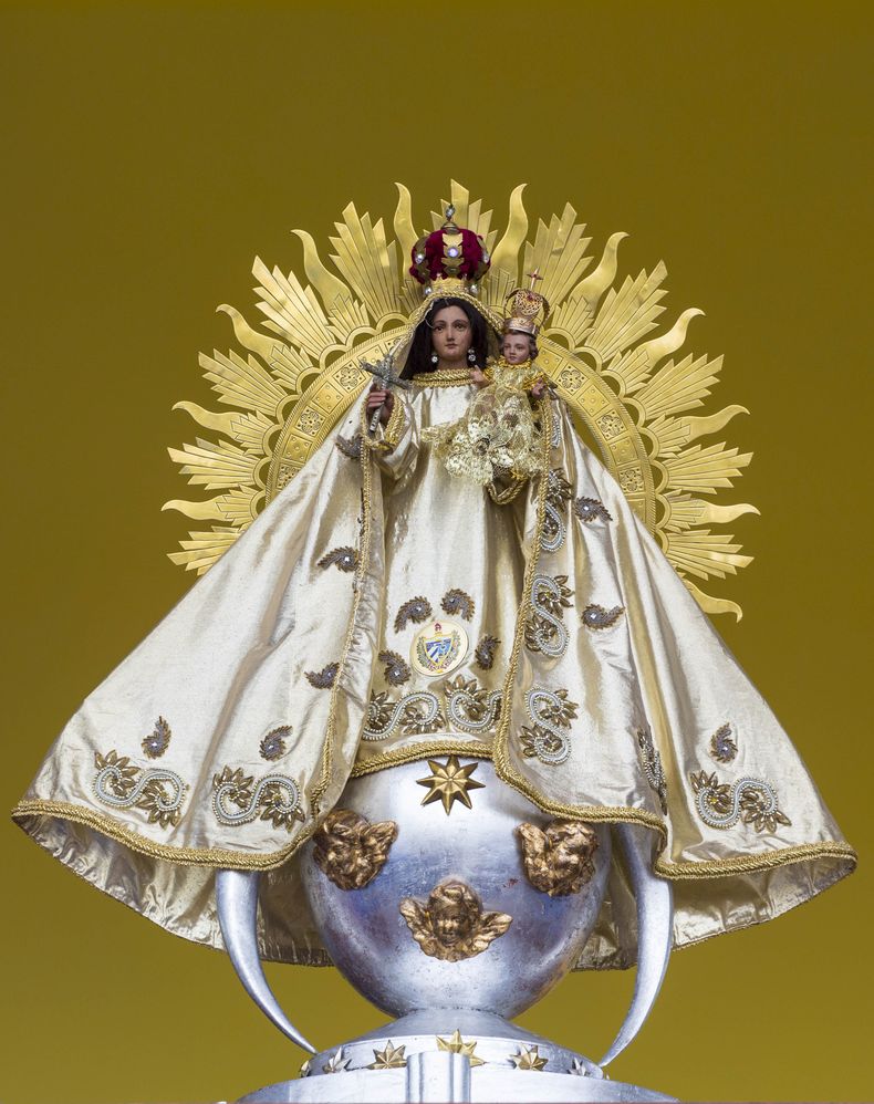 REP-GEN_PAPA-CUBA_VIRGEN_DE_LA_CARIDAD_DEL_COBRE-0.jpg
