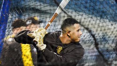 Padres y Mets, clubes llenos de estrellas, chocan en playoff
