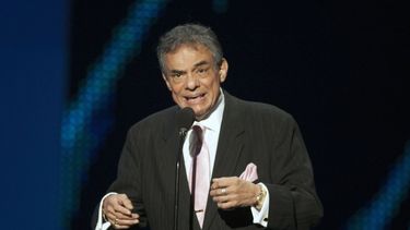 Muerte de José José crea fiebre en YouTube
