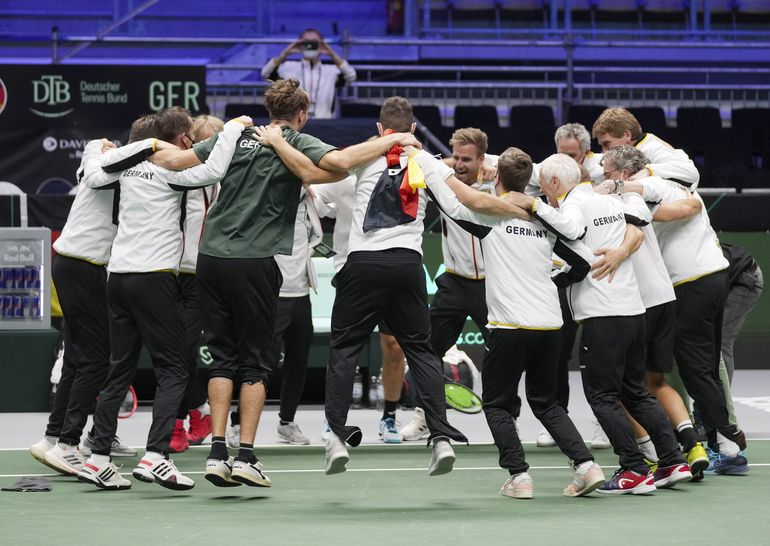 Alemania remonta para sacar a GBretaña de Copa Davis
