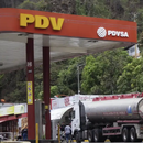 Venezuela planea aumento del combustible en 50% ante temor de caída de ingresos