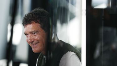 Banderas: Fue complicado hacer de Almodóvar