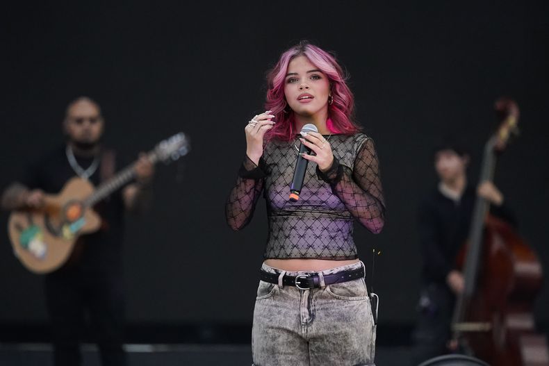 La cantante estadounidense Delilah durante su concierto en el festival Arre en la Ciudad de México el domingo 8 de septiembre de 2024. (Foto AP/Felix Marquez)