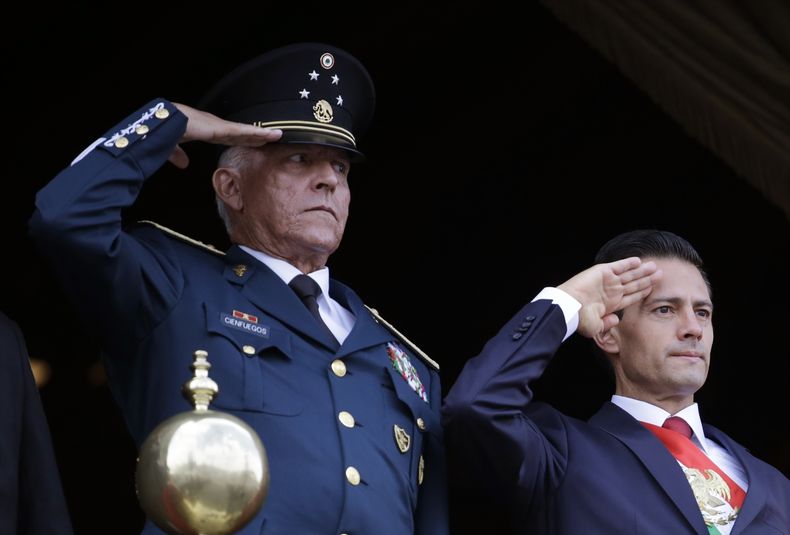 AMN-GEN_MEXICO-EEUU-GENERAL_ARRESTADO-0.jpg