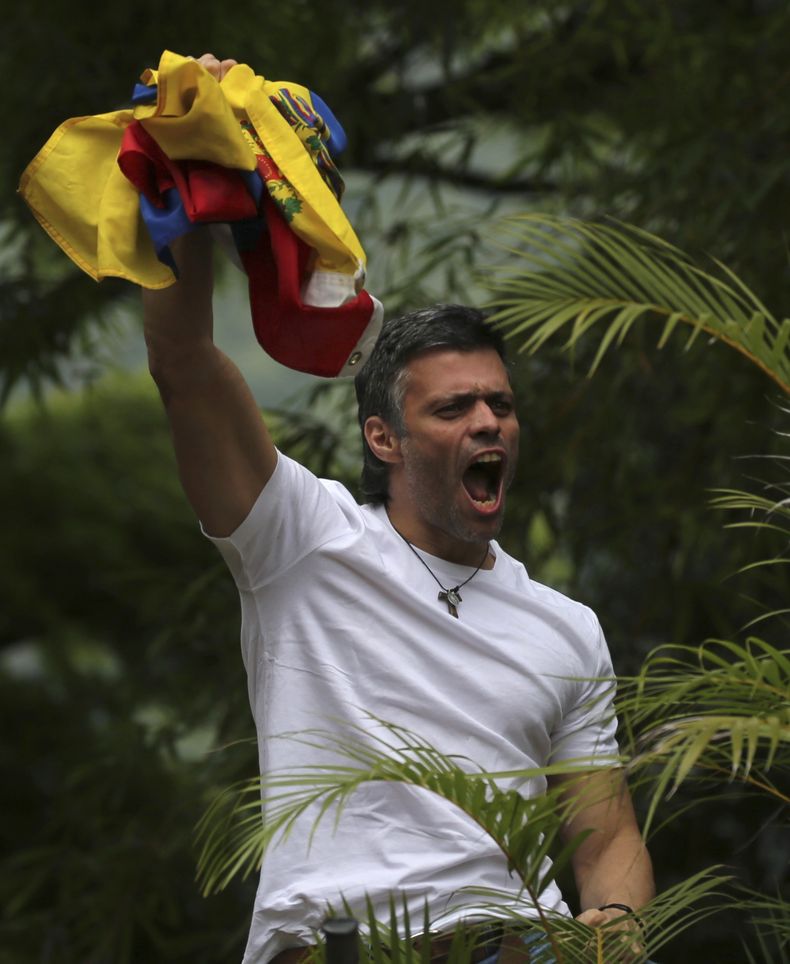 AMS-GEN_AP_EXPLICA-VENEZUELA_CRISIS_POLITICA-0.jpg