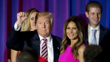 melania trump gana demanda al daily mail por un articulo