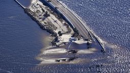 florida: polemica por acuerdos de limpieza tras huracan ian