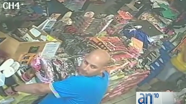captado en camara quedo finalmente el sospechoso de haber robado en varias tiendas de hialeah