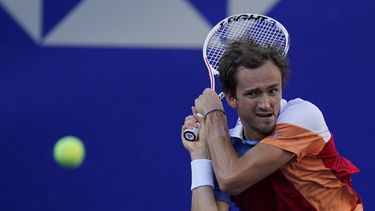 Medvedev, próximo líder del ranking, avanza en Acapulco