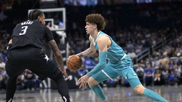 Hornets supera al Magic, pone fin a racha de 8 derrotas