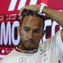 Lewis Hamilton del equipo Mercedes durante una rueda de prensa previo al Gran Premio de Mónaco, el jueves 25 de mayo de 2023. (AP Foto/Luca Bruno)