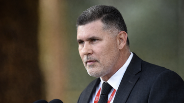 Cuba desesperada por los dólares de MIAMI: permitirá a cubanos en el exterior invertir y ser dueños de negocios en la isla