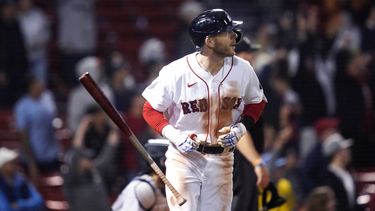 Story logra 3 jonrones; Medias Rojas doblegan a Marineros