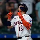 El mexicano Isaac Paredes, de los Astros de Houston, festeja su jonrón ante los Marlins de Miami, el miércoles 22 de julio de 2026 (AP Foto/Kevin M. Cox)