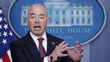 comienza el juicio contra parole humanitario en texas